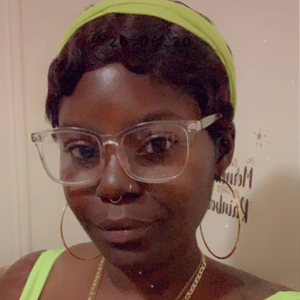 Meet your Posher, Christina